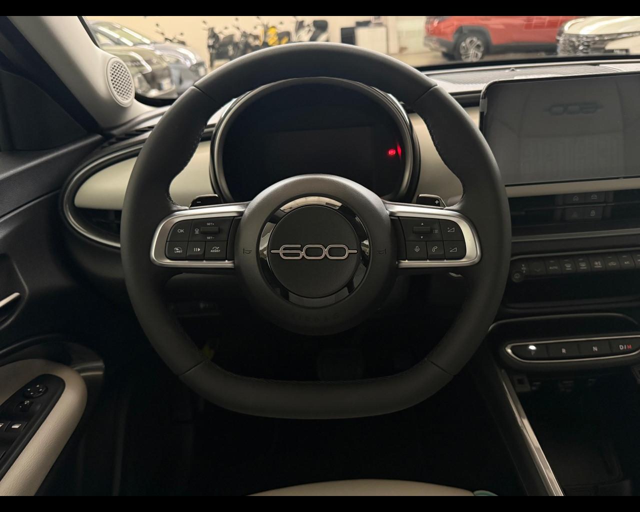 FIAT 600 - 600 1.2 HYBRID LA PRIMA 145CV AUTO