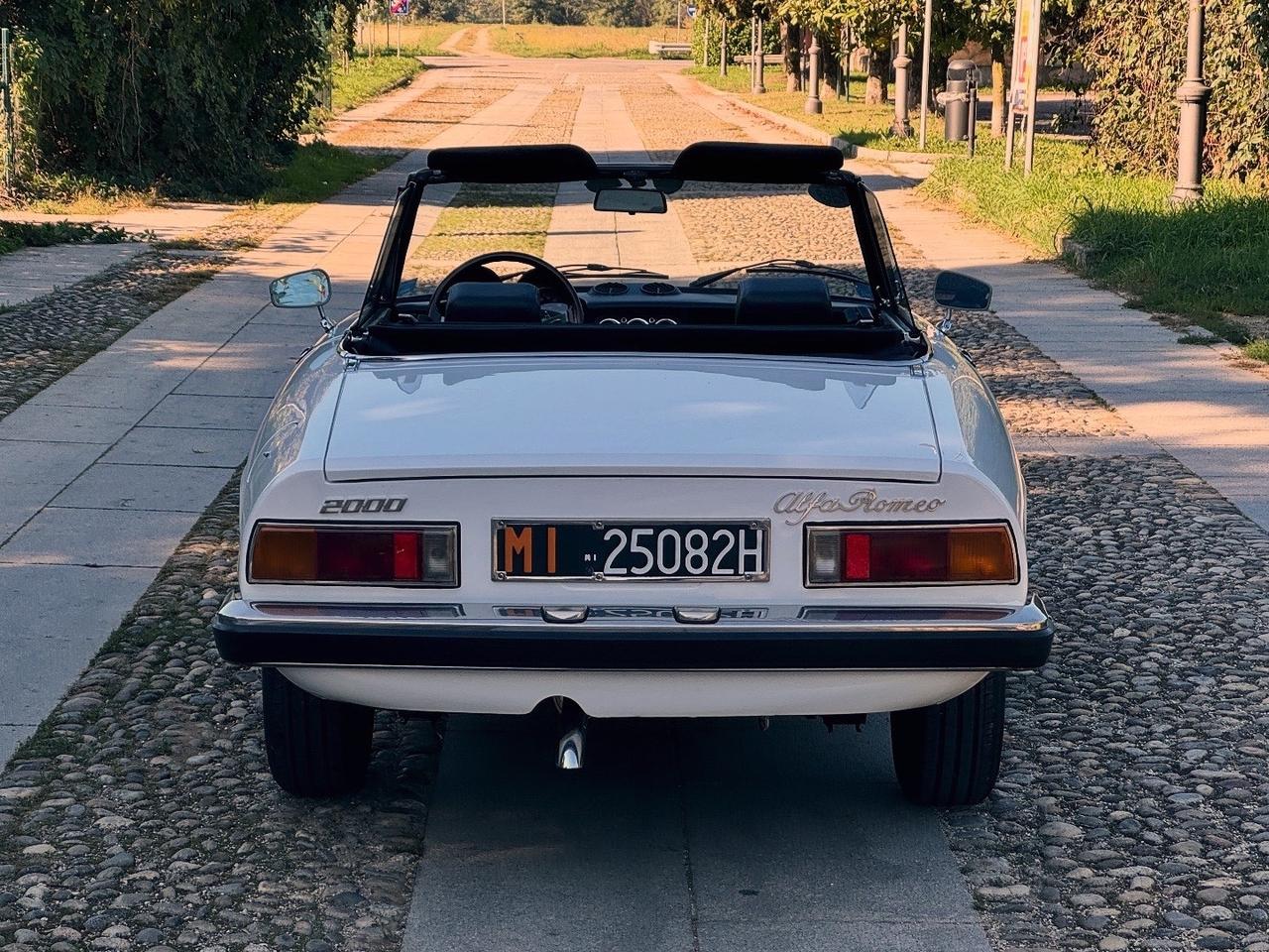 Alfa Romeo Spider 2.0 veloce