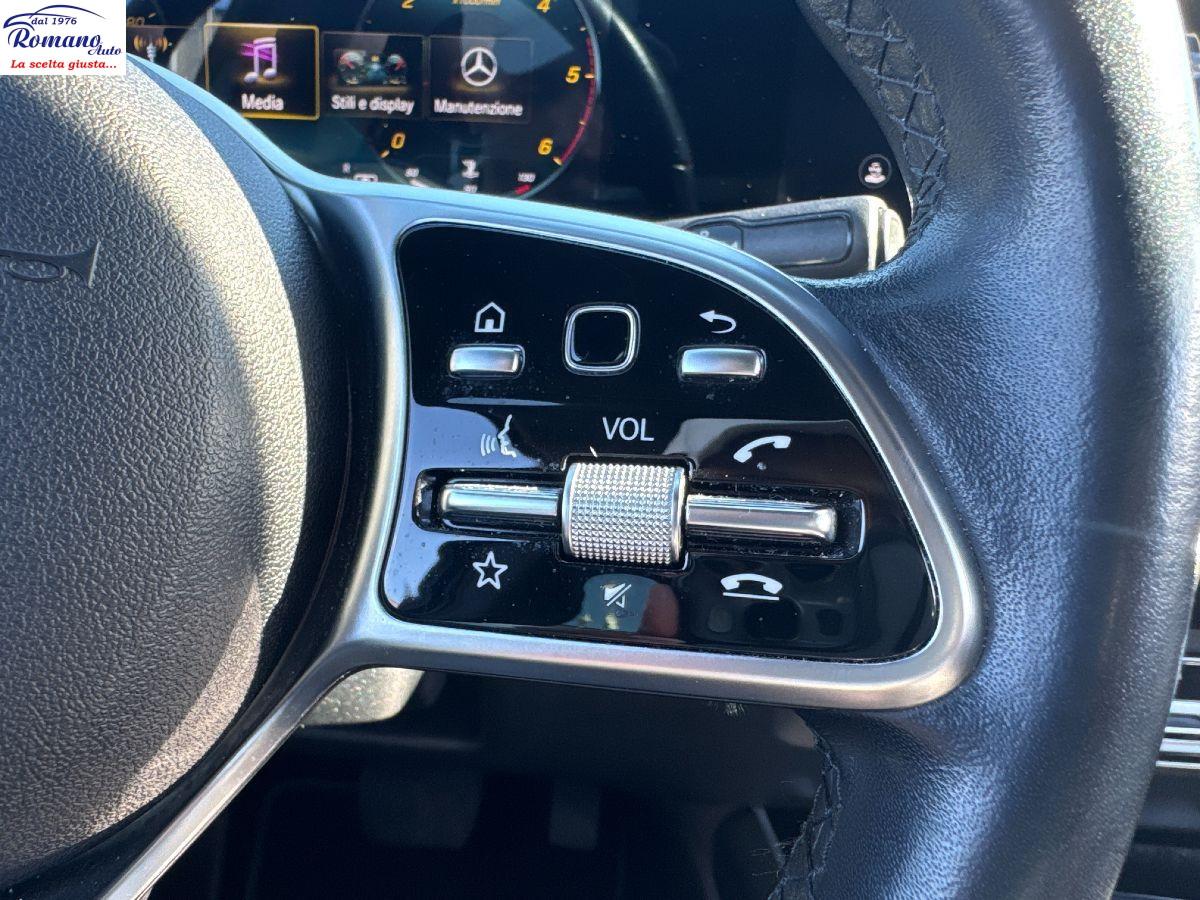 MERCEDES - Classe GLA - 200 d Automatic Sport#PACK LUCI AMBIENTE!