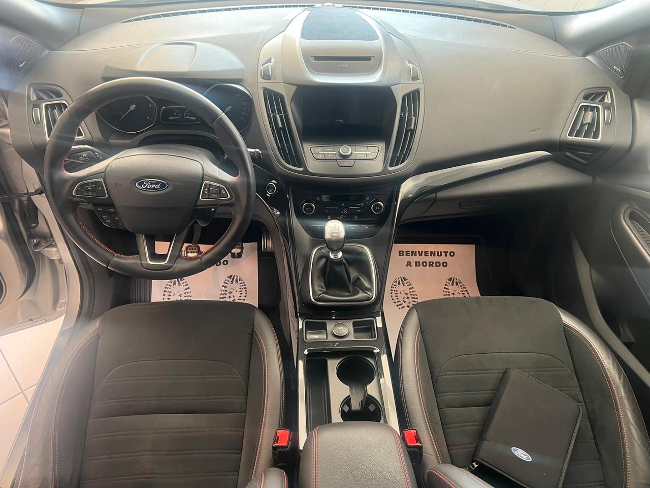 Ford Kuga 1.5 TDCI 120 CV S&S 2WD ST-Line
