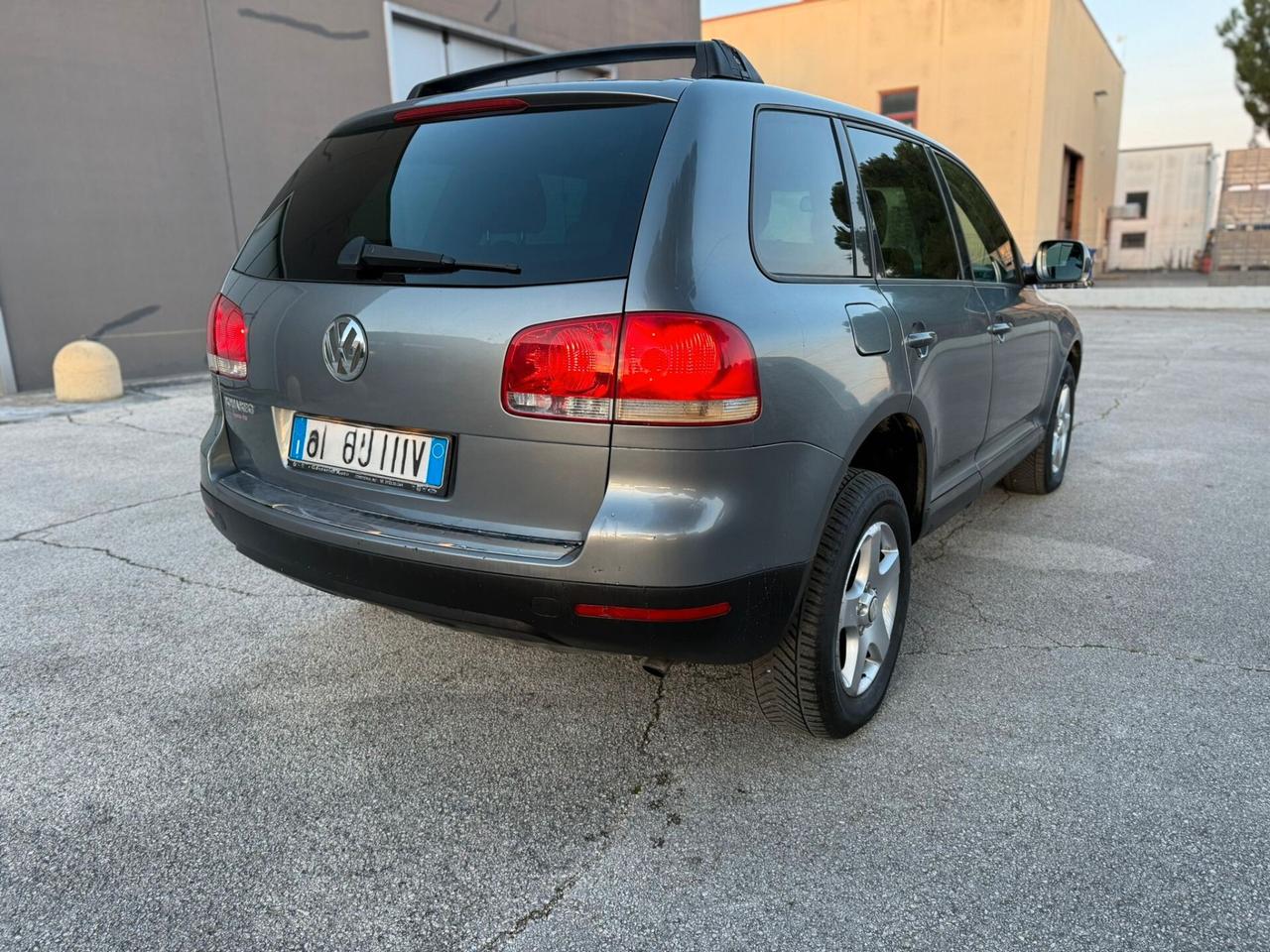 VW TOUAREG R5 2.5 TDI 2005 12 MESI DI GARANZIA