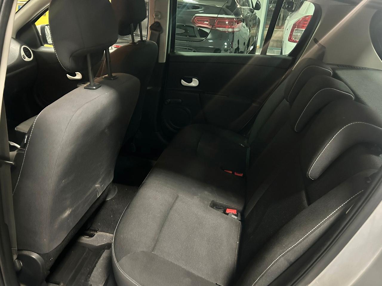 Renault Clio 1.2B SOLO 51.000KM 2011