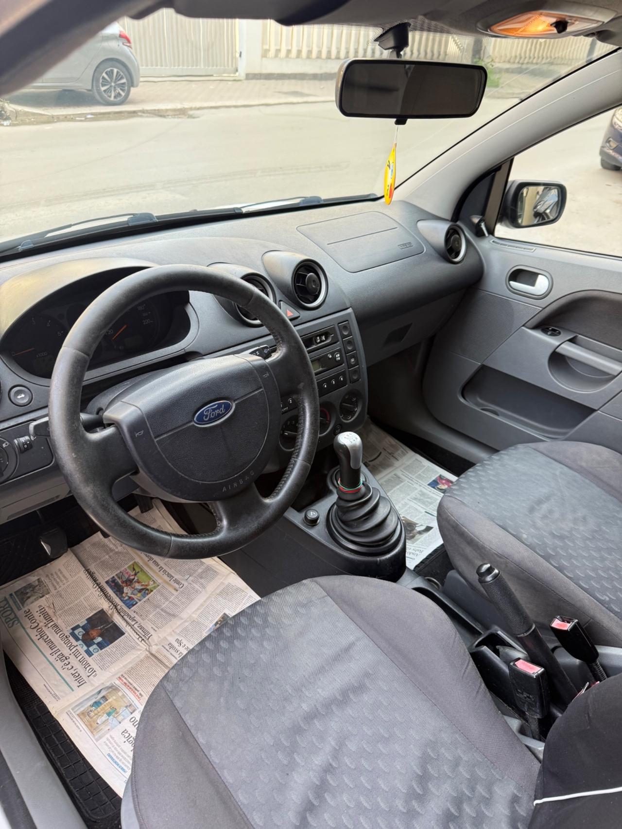 Ford Fiesta 1.4 TDCi 5p. Ghia