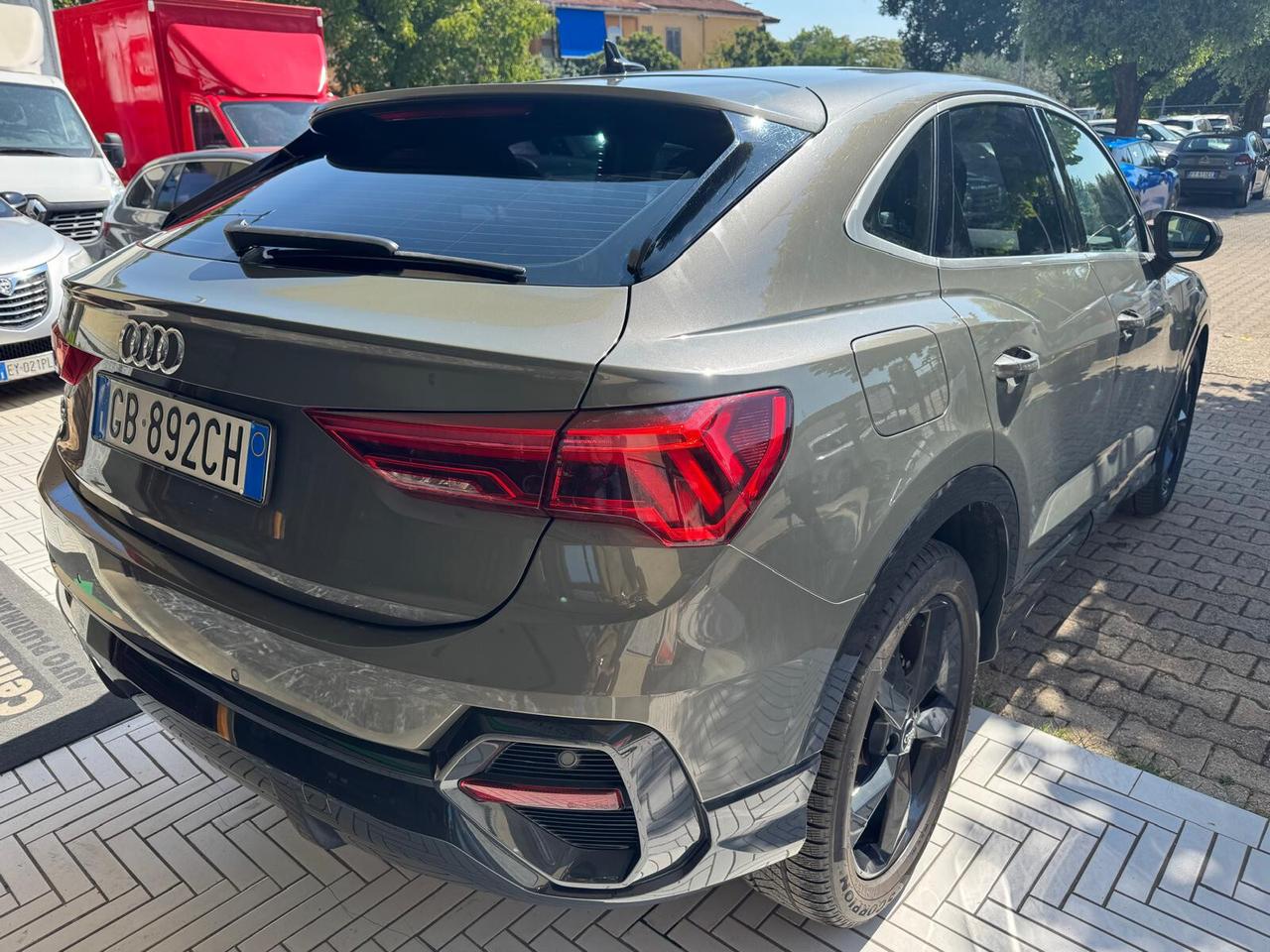 Audi Q3 SPB 35 TDI quattro Business Plus