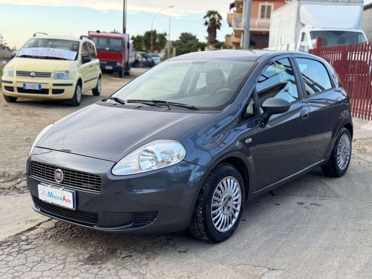 FIAT GRANDE PUNTO 1.3 MJT 75 CV DYNAMIC NEO PATENTATI