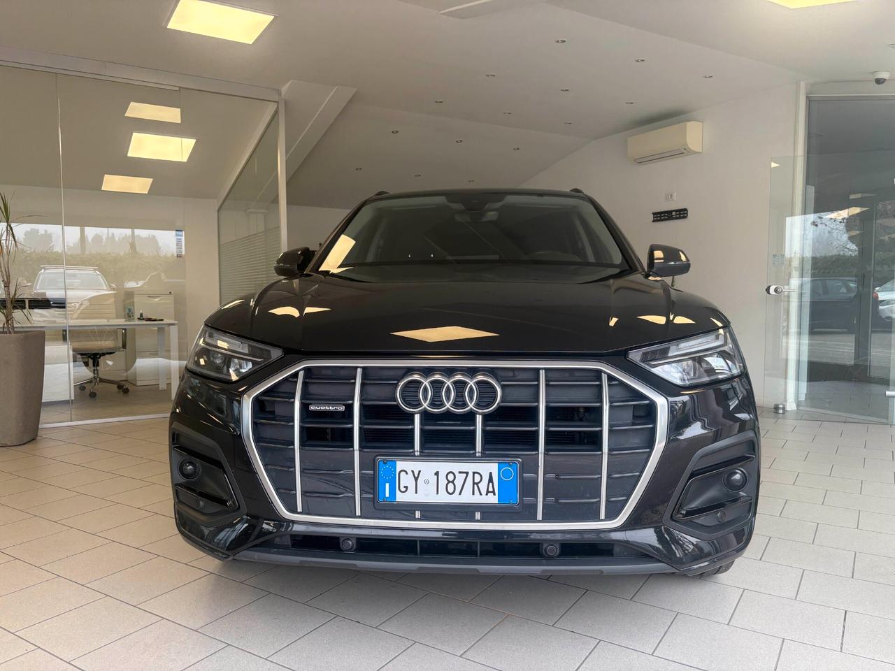 Audi Q5 SPB 40 TDI quattro S tronic line Sport Cerchi da 21" finanziabile