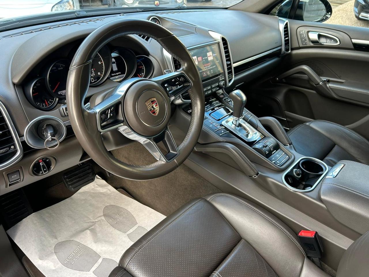 Porsche Cayenne 3.0 Diesel Platinum Edition