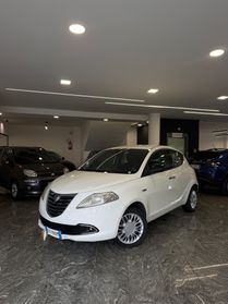 Lancia Ypsilon 1.2 69 CV 5 porte S&S Silver