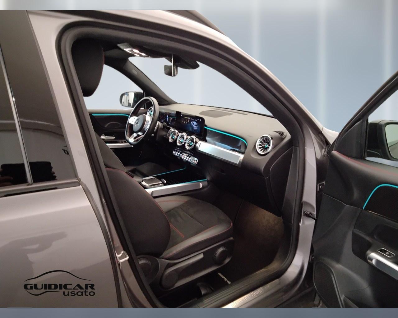 Mercedes-Benz GLB - X247 2019 - GLB 180 d Premium auto