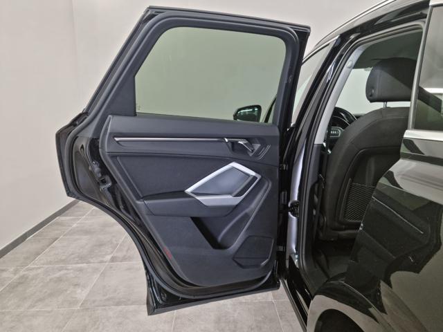 AUDI Q3 35 TFSI S tronic Business Advanced