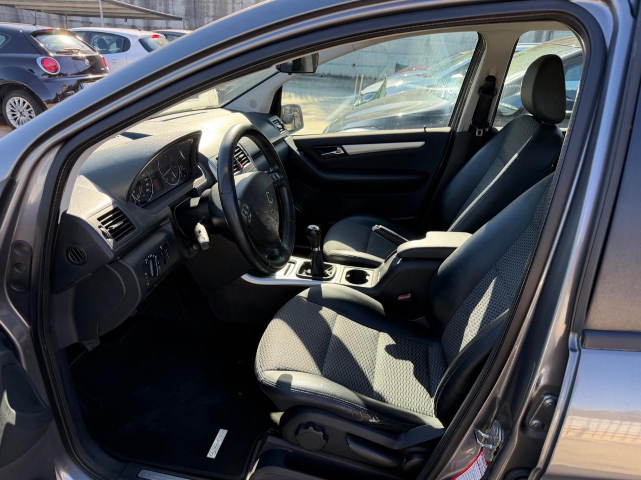 Mercedes-benz A 160 BlueEFFICIENCY Avantgarde/BENZINA