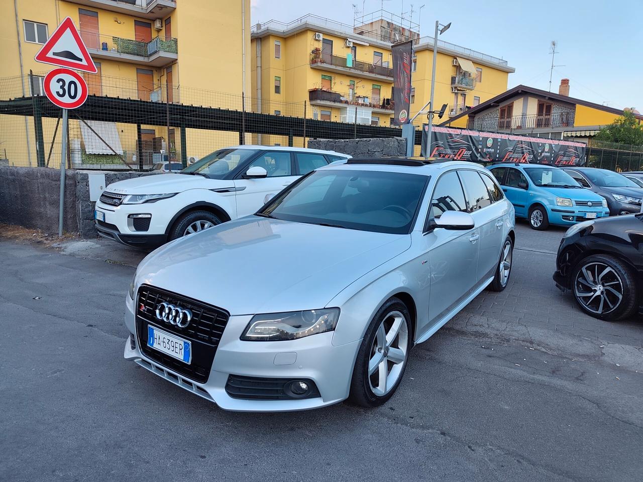 Audi A4 Avant 2.0 TDI 170CV S line tetto apribile full optional