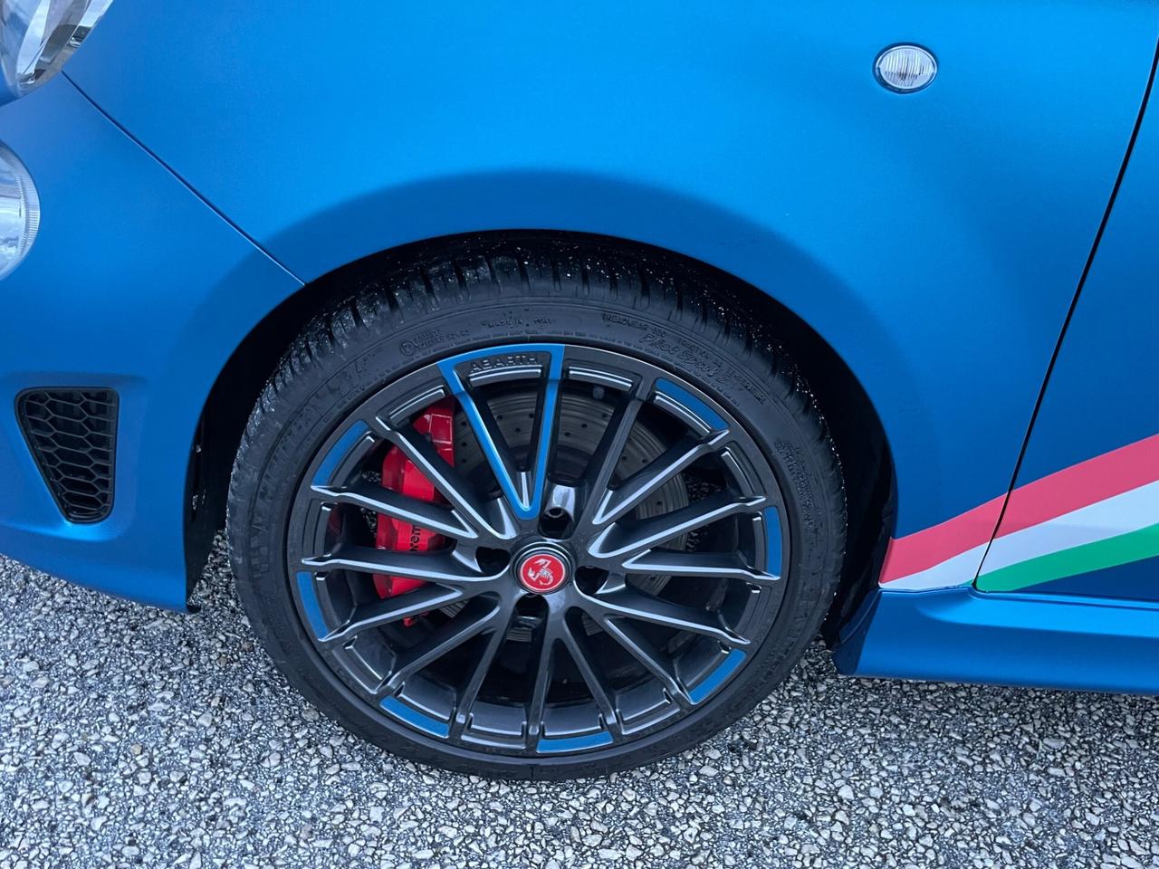 Abarth 695 1.4 Turbo T-Jet 180 CV