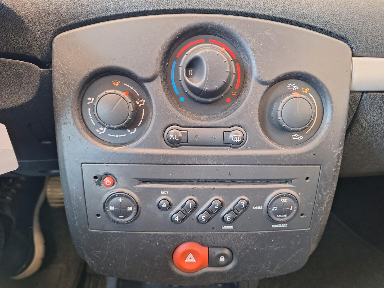 Renault Clio 1.2 16V 5 porte Dynamique