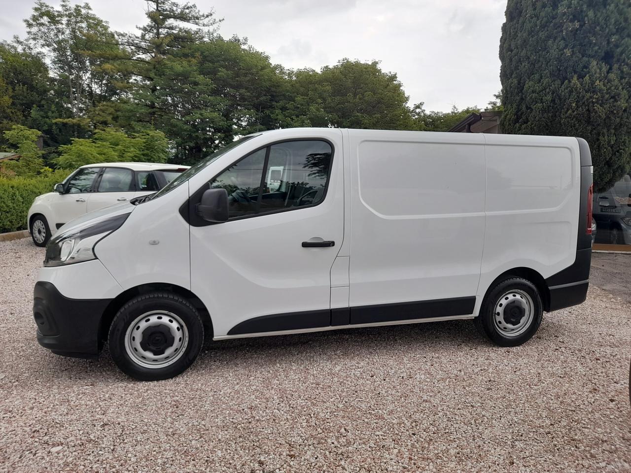 Renault Trafic T27 2.0 dCi 120CV PC-TN Furgone Ice