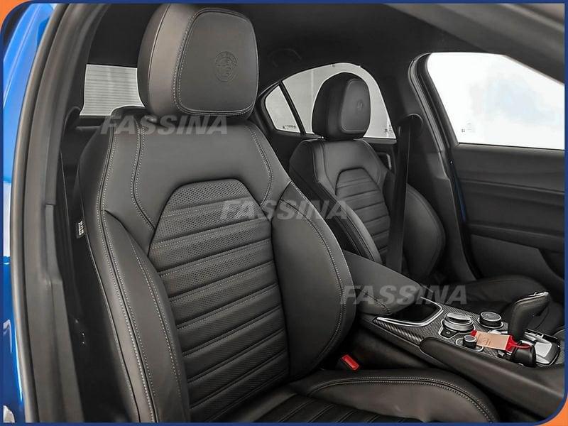 Alfa Romeo Giulia 2.9 T V6 AT8 Quadrifoglio