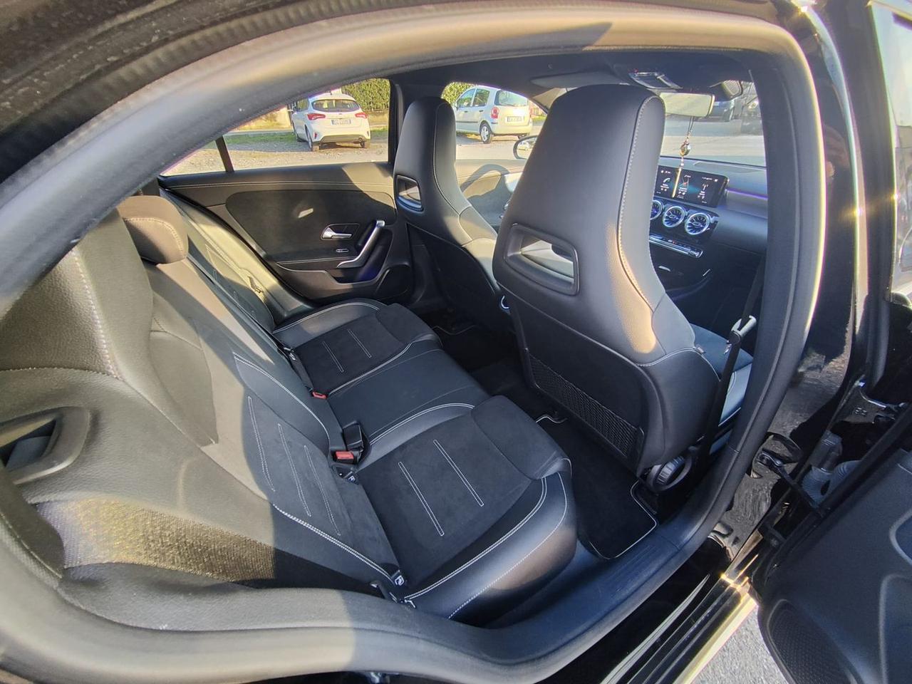 Mercedes-Benz A 180 AMG Line Premium Plus Ni #9535