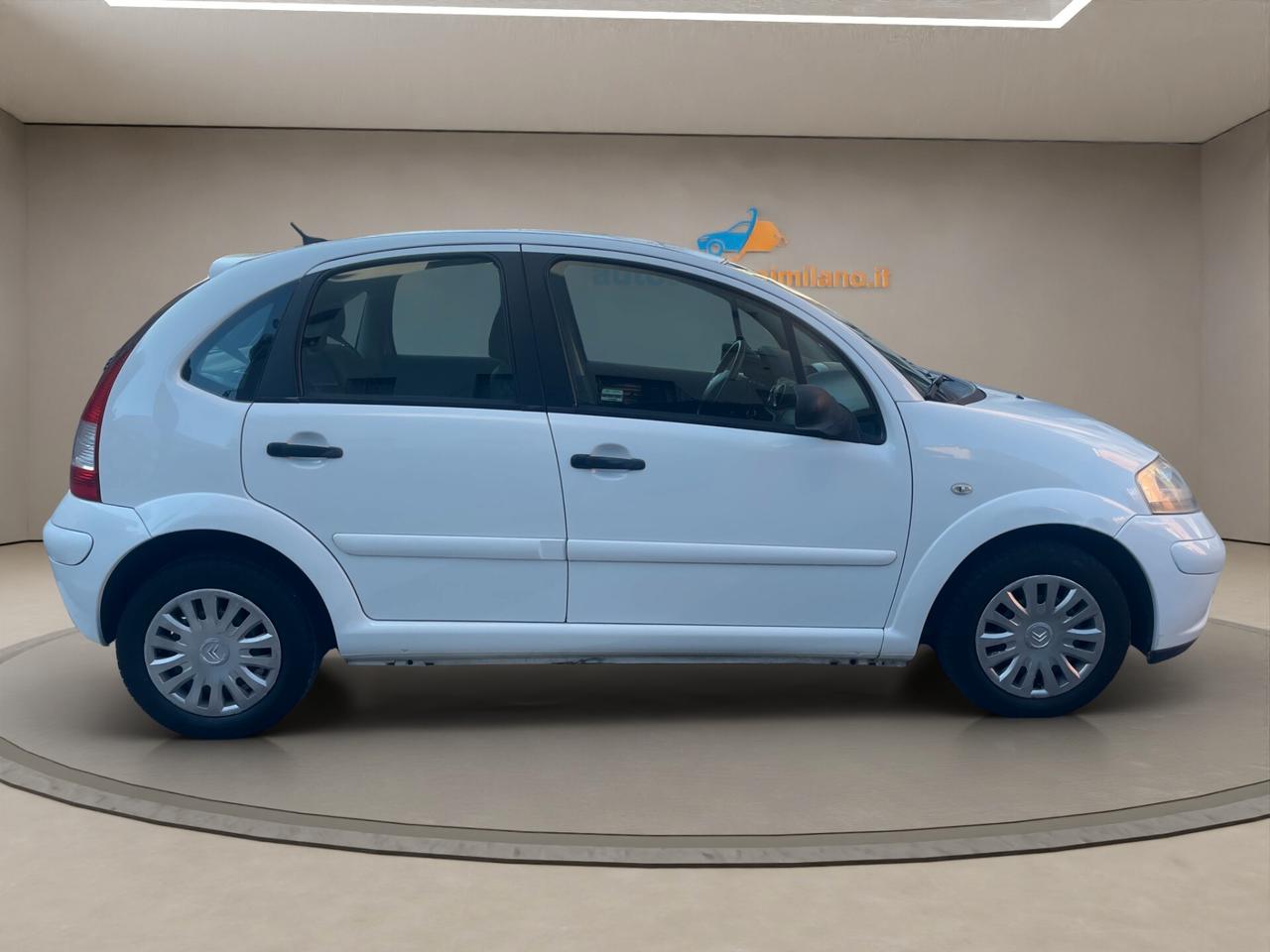 Citroen C3 NEOPATENTATI - DISTRIBUZIONE ESEGUITA