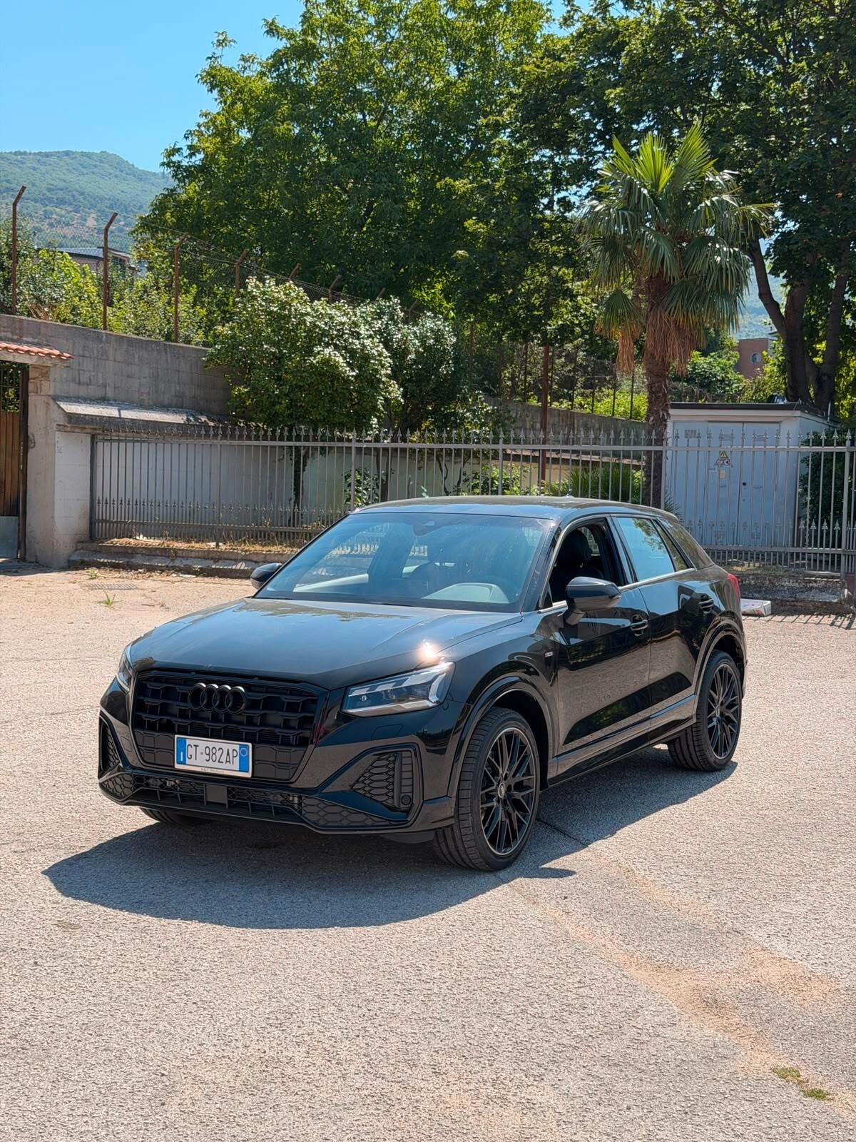 Audi Q2 30 TDI S line Edition