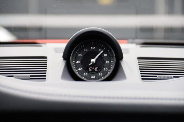 PORSCHE 911 992 Carrera 4 GTS Orange Lava