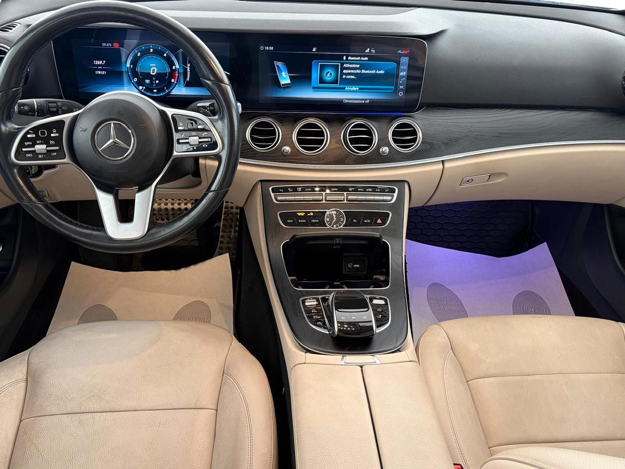 Mercedes E220 SW d Exclusive 4matic auto