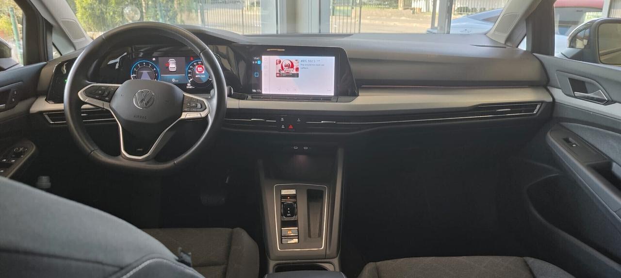 Volkswagen Golf 1.0 eTSI EVO DSG Life