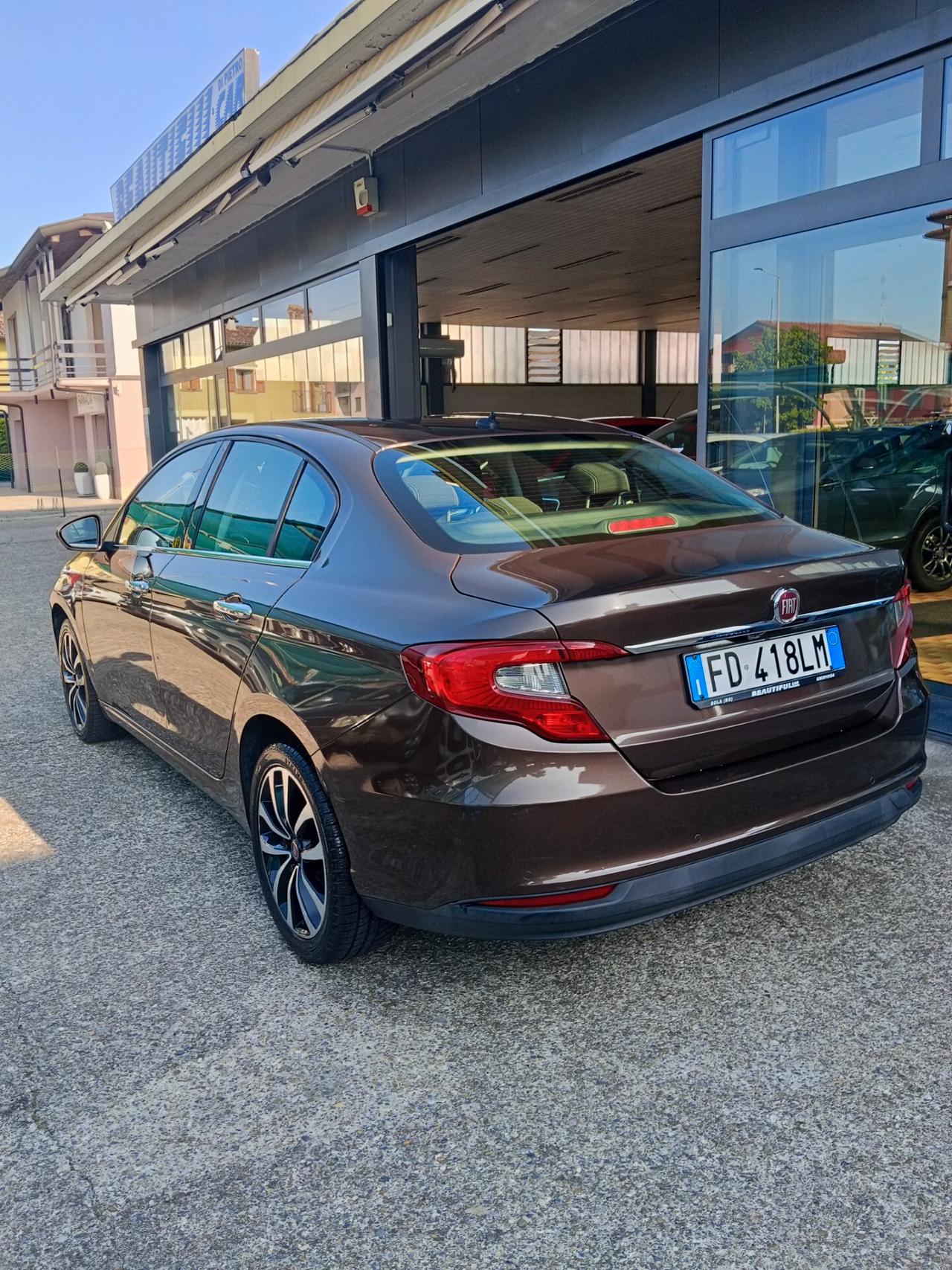 Fiat Tipo 1.6 Mjt 4 porte Lounge