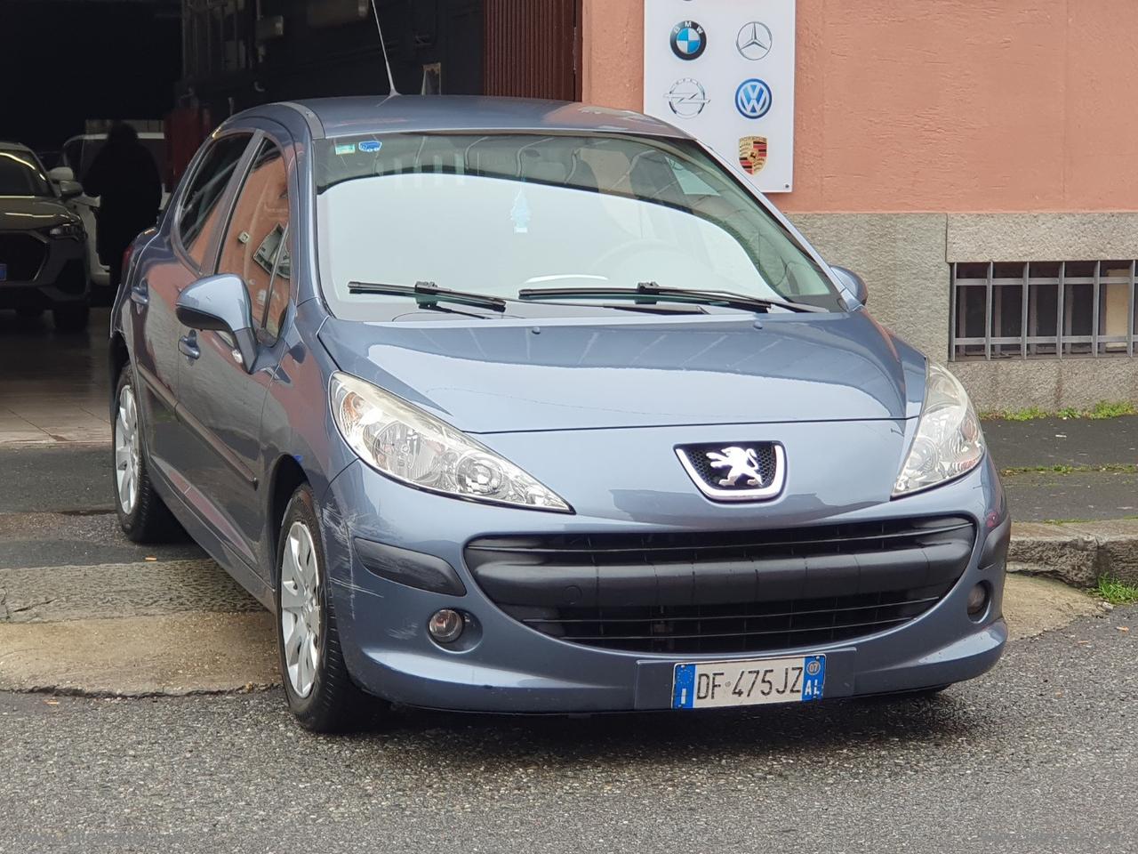 PEUGEOT 207 1.4 HDi 70 CV 5p.