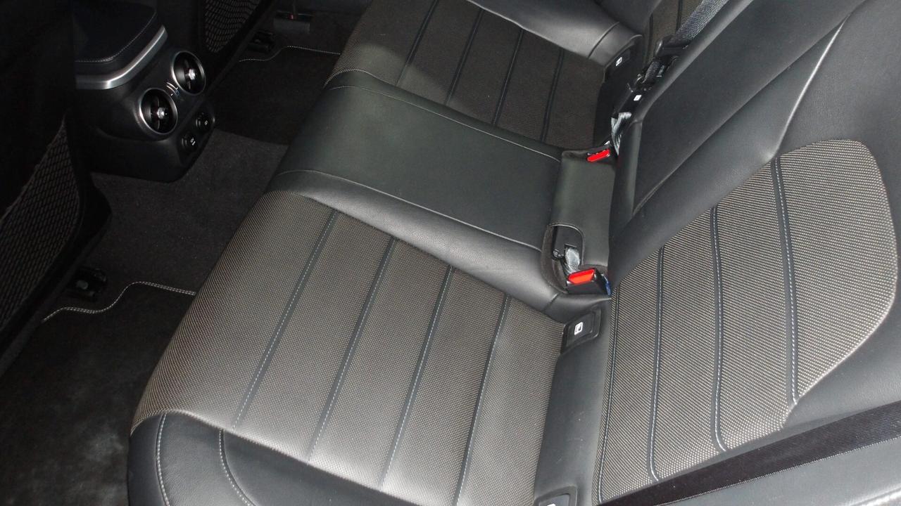 KIA STINGER 2.2 CRDI GT LINE-AUTO-PREZZO PROMO!