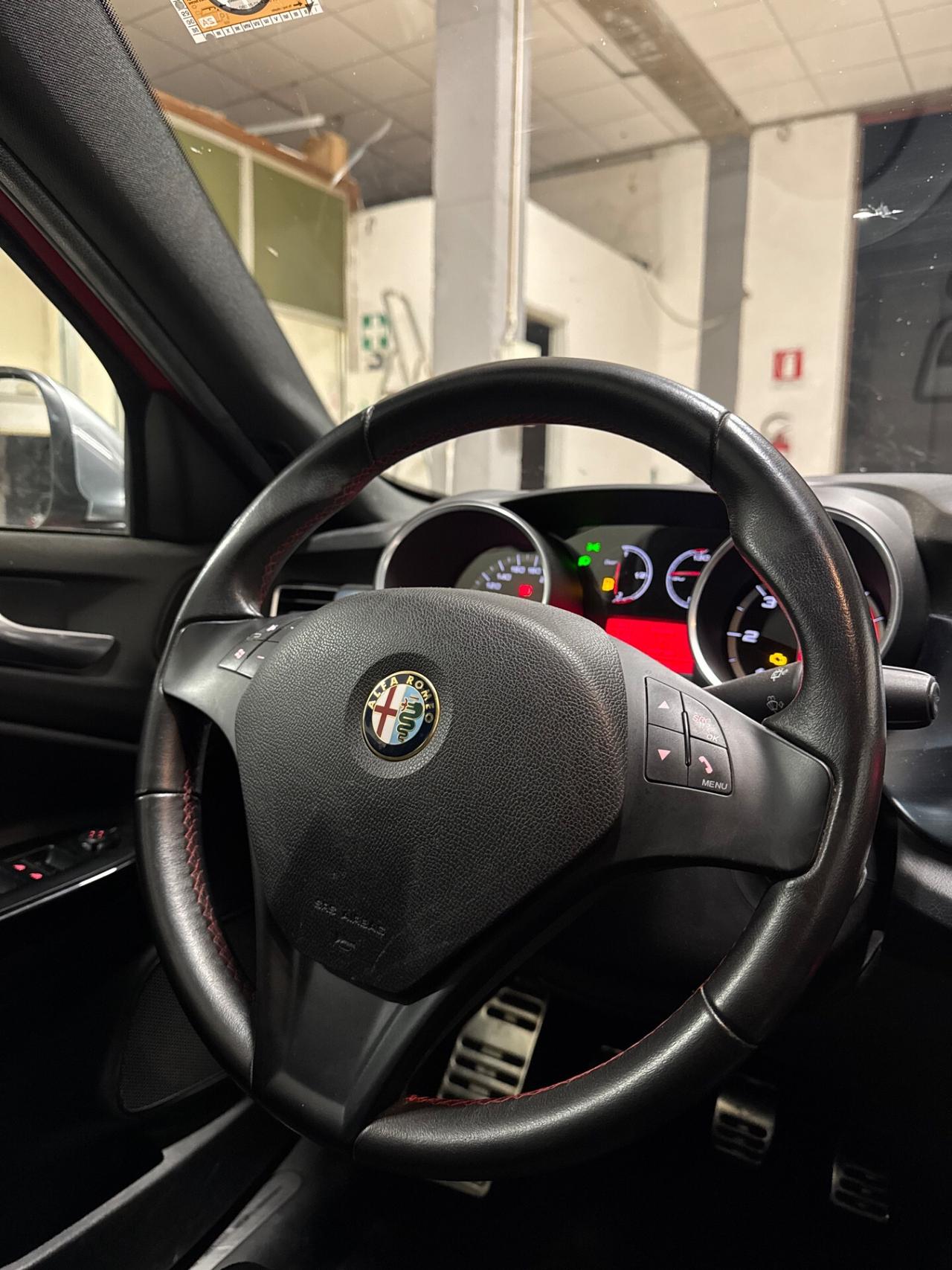 Alfa Romeo Giulietta 2.0 JTDm-2 140 CV Exclusive