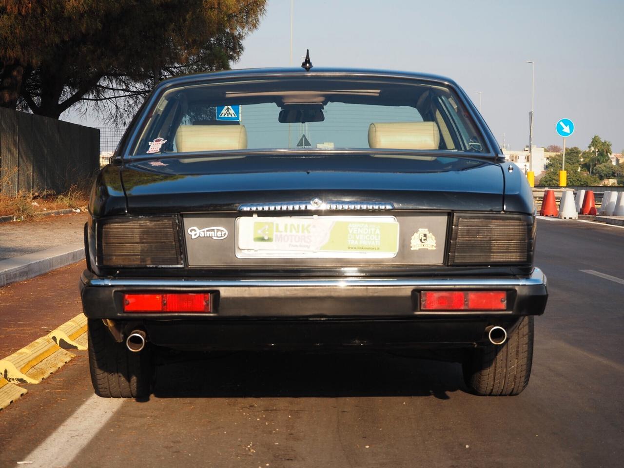 Jaguar XJ40 3.6