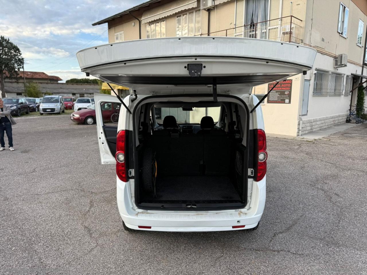 FIAT Doblò 1.4 16V Emotion