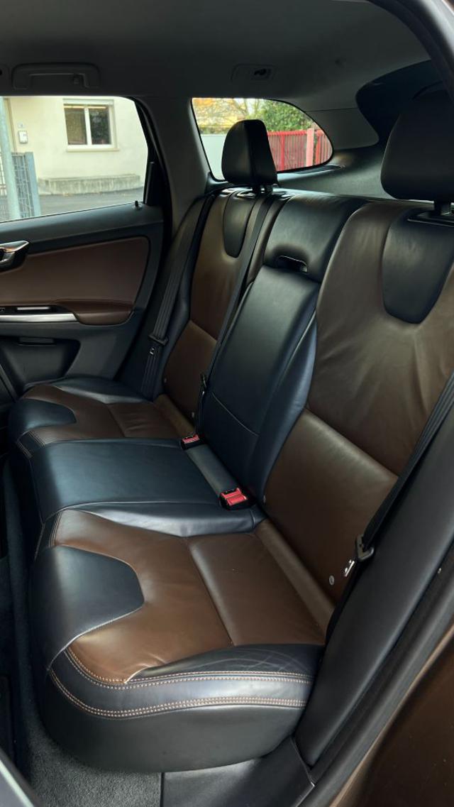 VOLVO XC60 D3 Geartronic Momentum