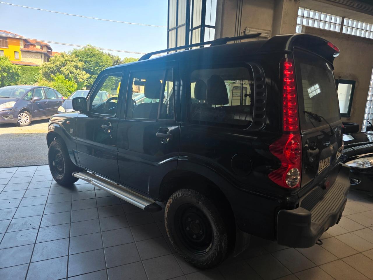 Mahindra Goa 2.5 CRDe 4WD SLX