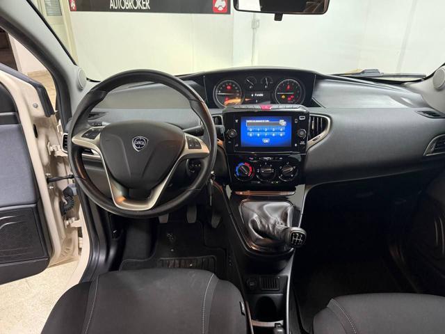 LANCIA Ypsilon 1.0 FireFly 5 porte S&S Hybrid Ecochic Gold