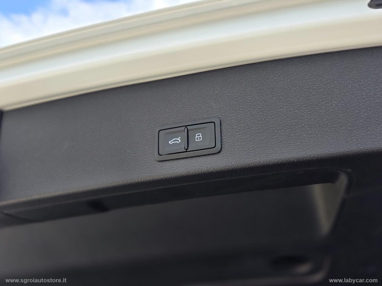 AUDI Q2 30 TDI Business Advanced