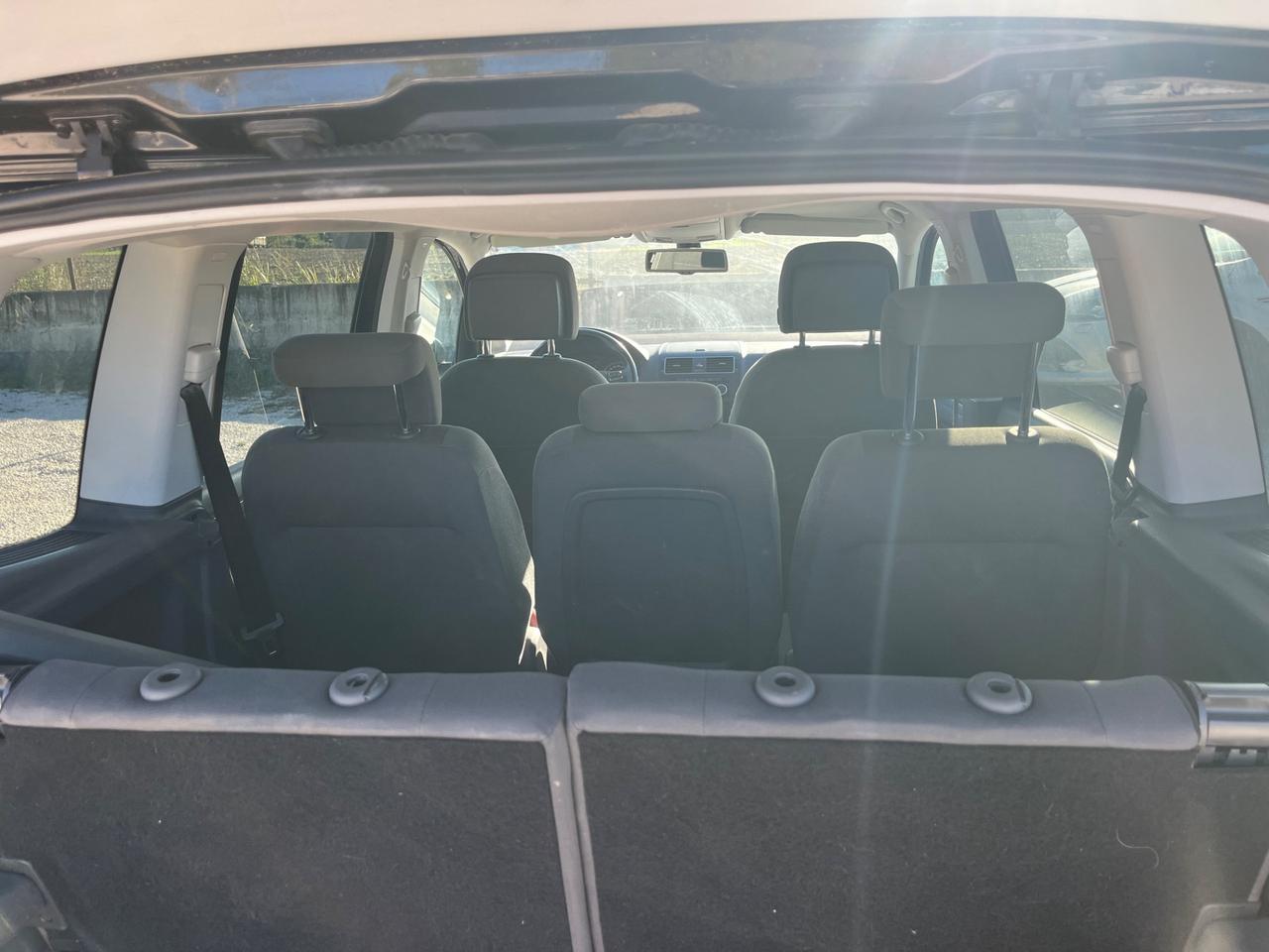 Volkswagen Touran 1.6 TDI DSG Comfortline