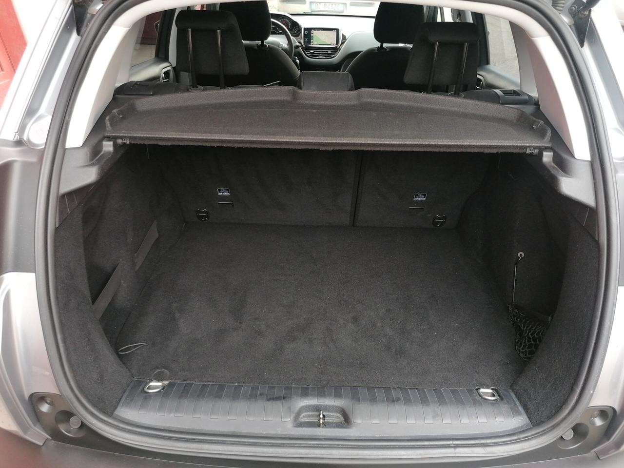 Peugeot 2008 BlueHDi 100 Allure