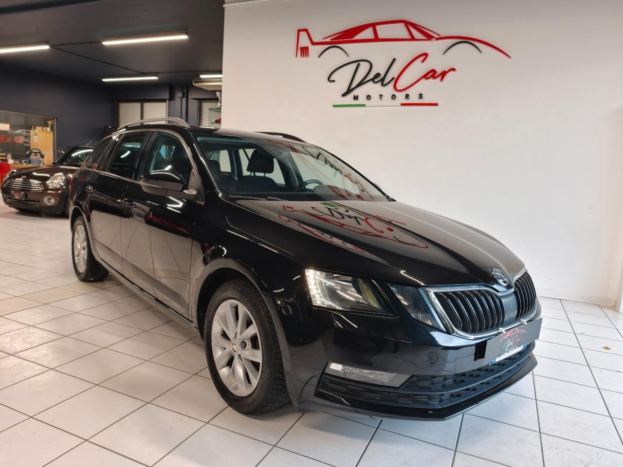 Skoda Octavia 1.5 DSG Wagon Ambition G-Tec