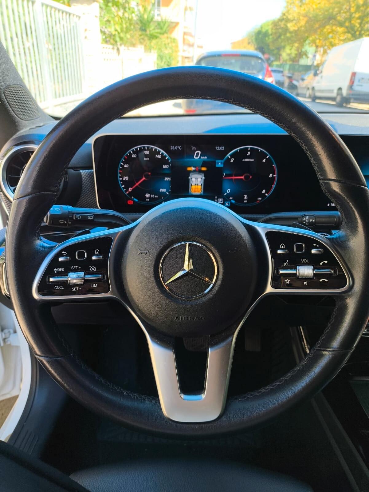 Mercedes-benz A 180 d Automatic Business