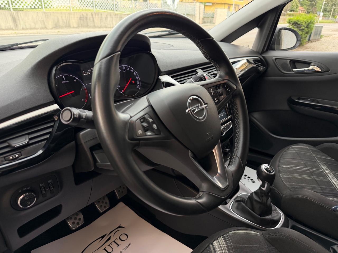 Opel Corsa 1.3 b-color 75cv