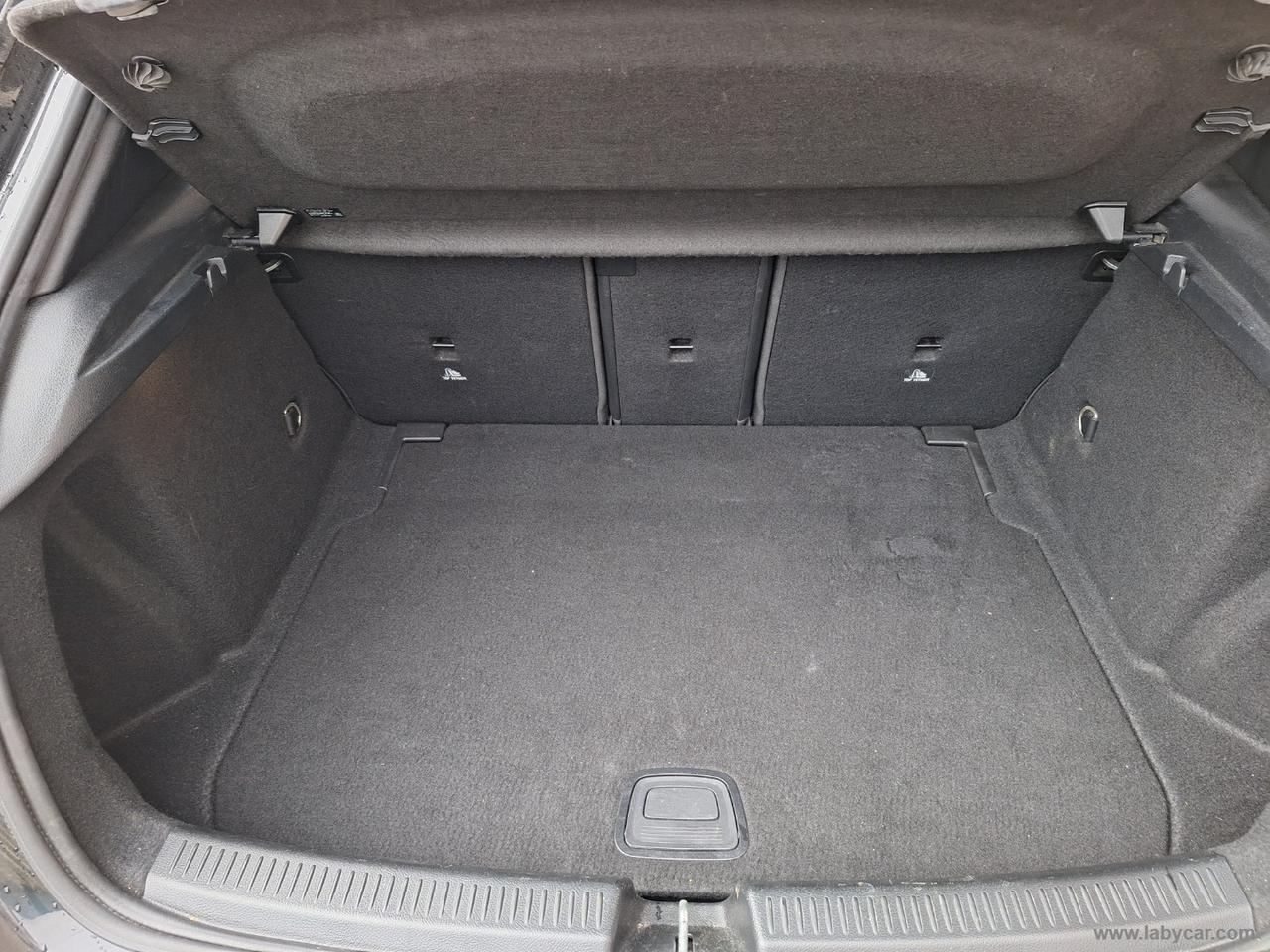 MERCEDES-BENZ A 180 d Automatic Premium AMG NIGHT TETTO