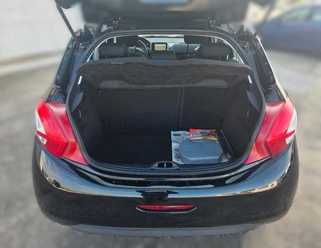 Peugeot 208 1.2 VTi 82 CV 5 porte Allure