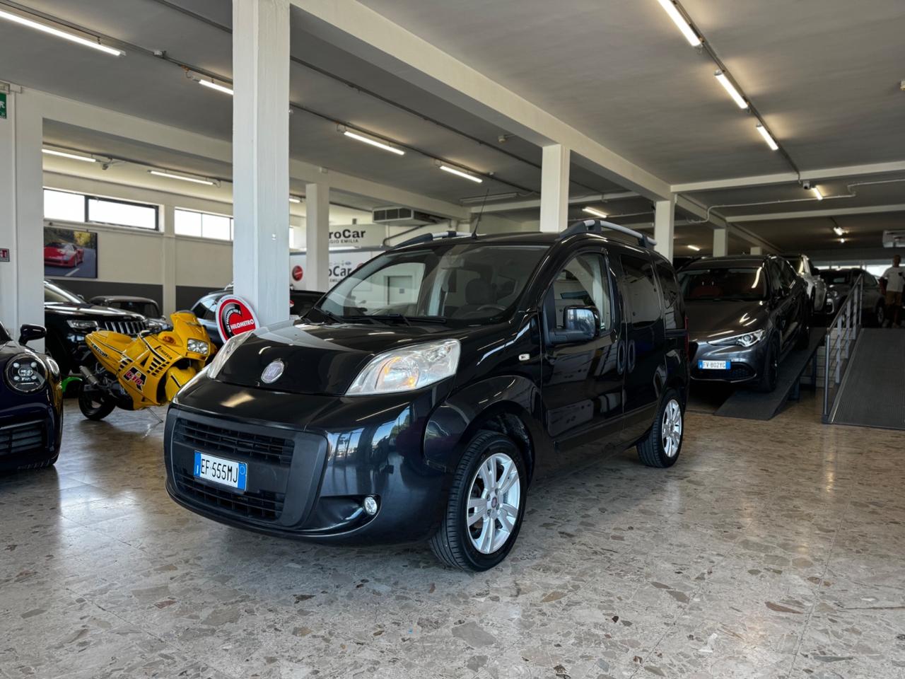 Fiat Qubo 1.4 8V Dynamic Metano 04/2011 Neopatentati