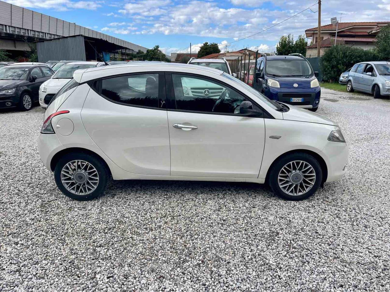 Lancia Ypsilon 1.3 MJT 16V 95 CV 5 porte S&S Gold