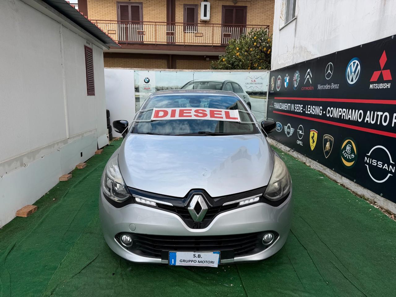 Renault Clio 2014 1.5 dCi 75CV R-LINK FULL OPT. LEGGI TUTTO