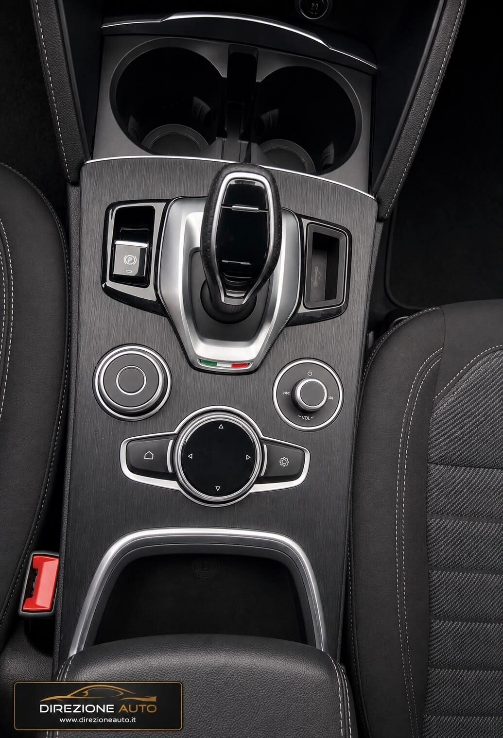 Alfa Romeo Stelvio 2.2 Turbodiesel 190 CV AT8 Q4 Super Business