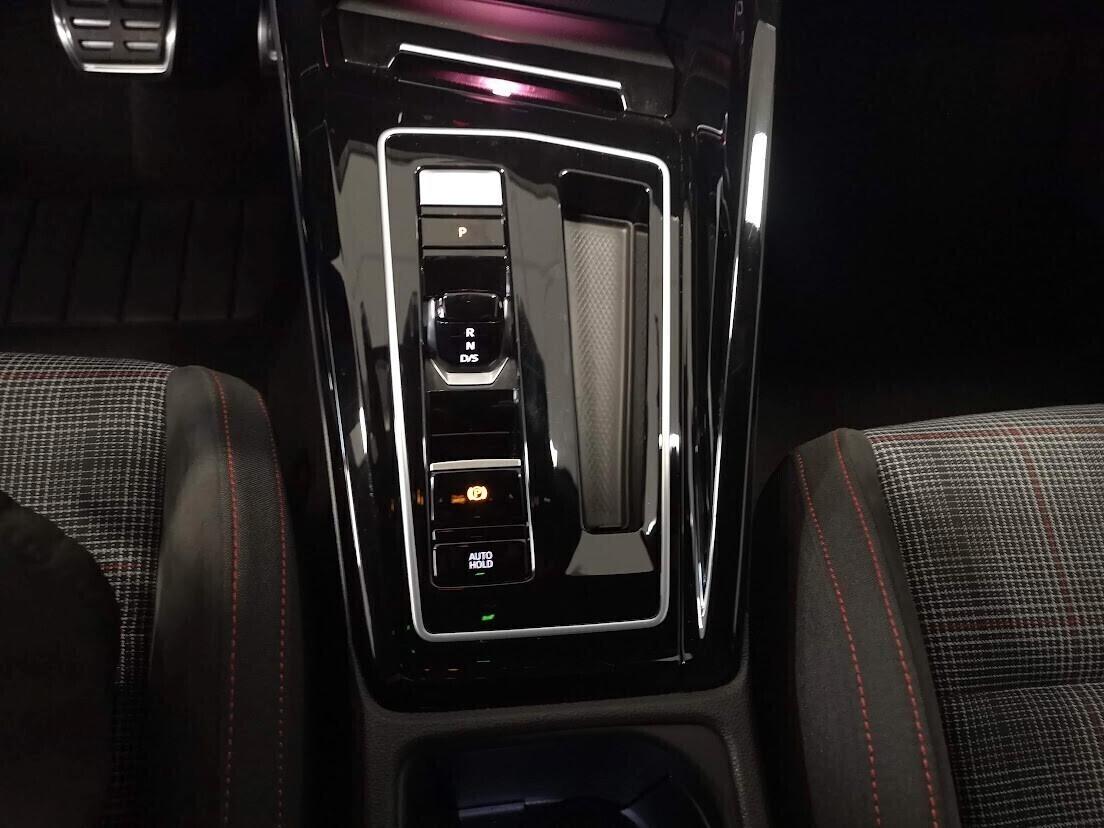 Volkswagen Golf GTI 2.0 TSI DSG 18'