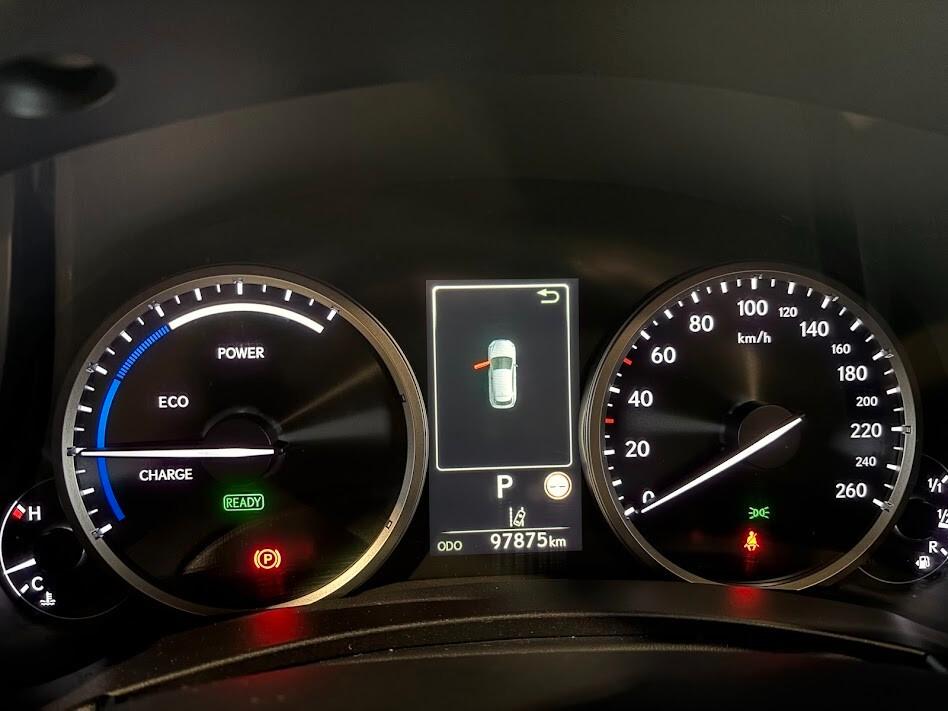 Lexus NX 300h Hybrid 4WD Executive 155cv