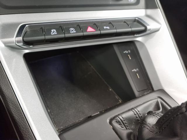 AUDI Q3 35 TFSI S tronic Business Advanced